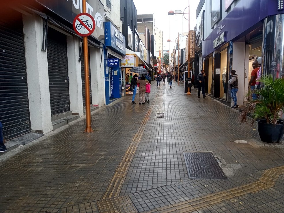 Sorocaba volta a abrir apenas serviços essenciais nesta segunda-feira